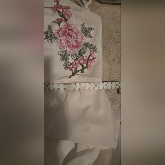 Premier Amour White Dress Short Sleeve - Picture 4 of 10